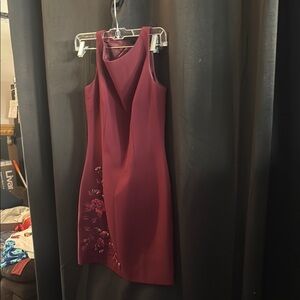 Laundry by Shelly Segal size small Burgundy Sleeveless Dress